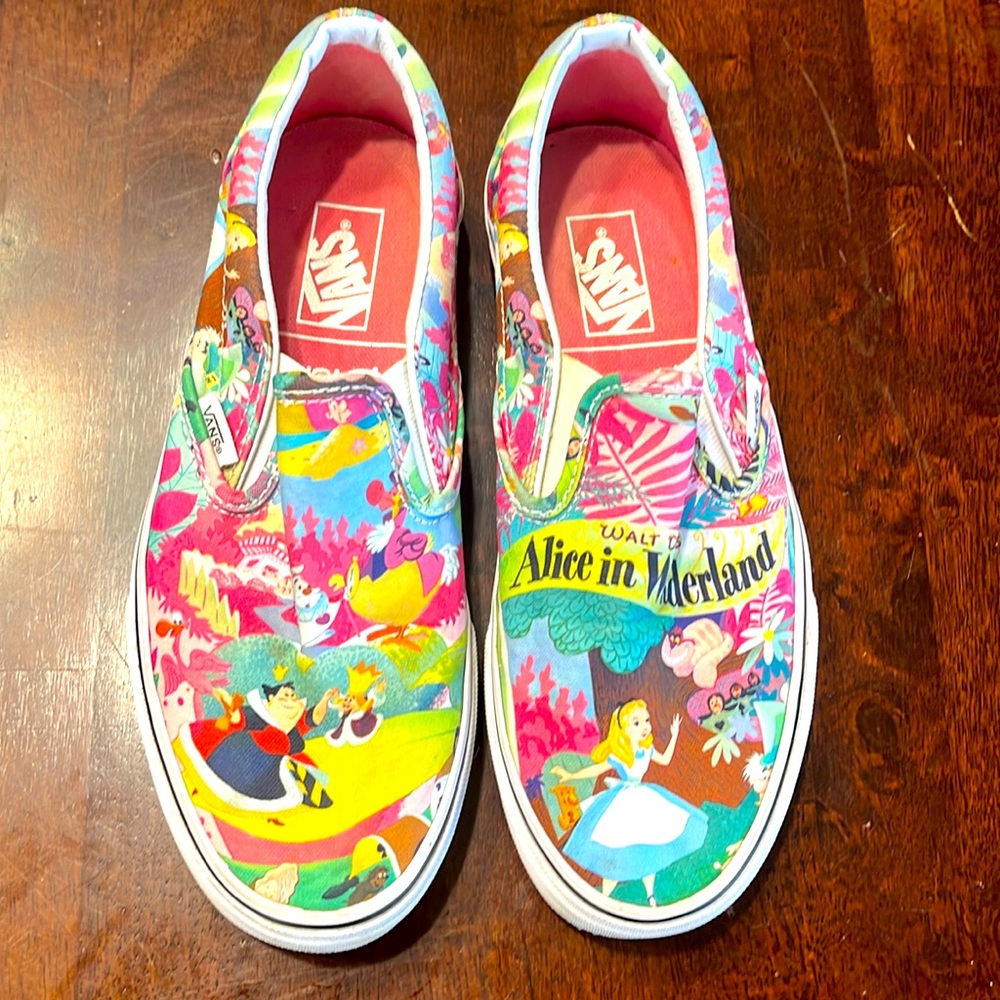 Vans Disney’s rare Alice in Wonderful slip-ons size 7.5 in women